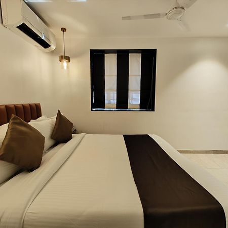 The Majlis Hotel - Colaba Mumbai Eksteriør bilde