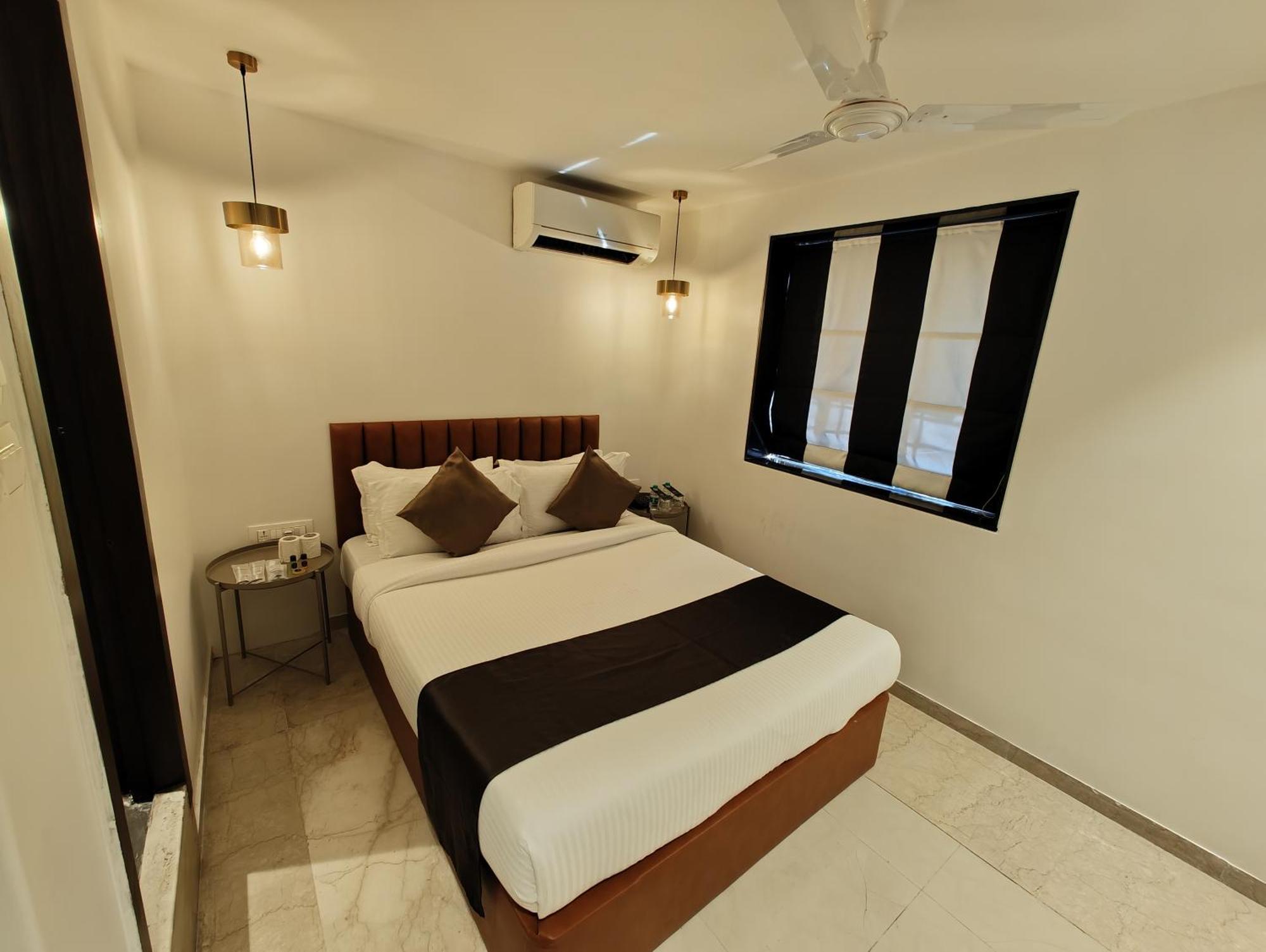 The Majlis Hotel - Colaba Mumbai Eksteriør bilde