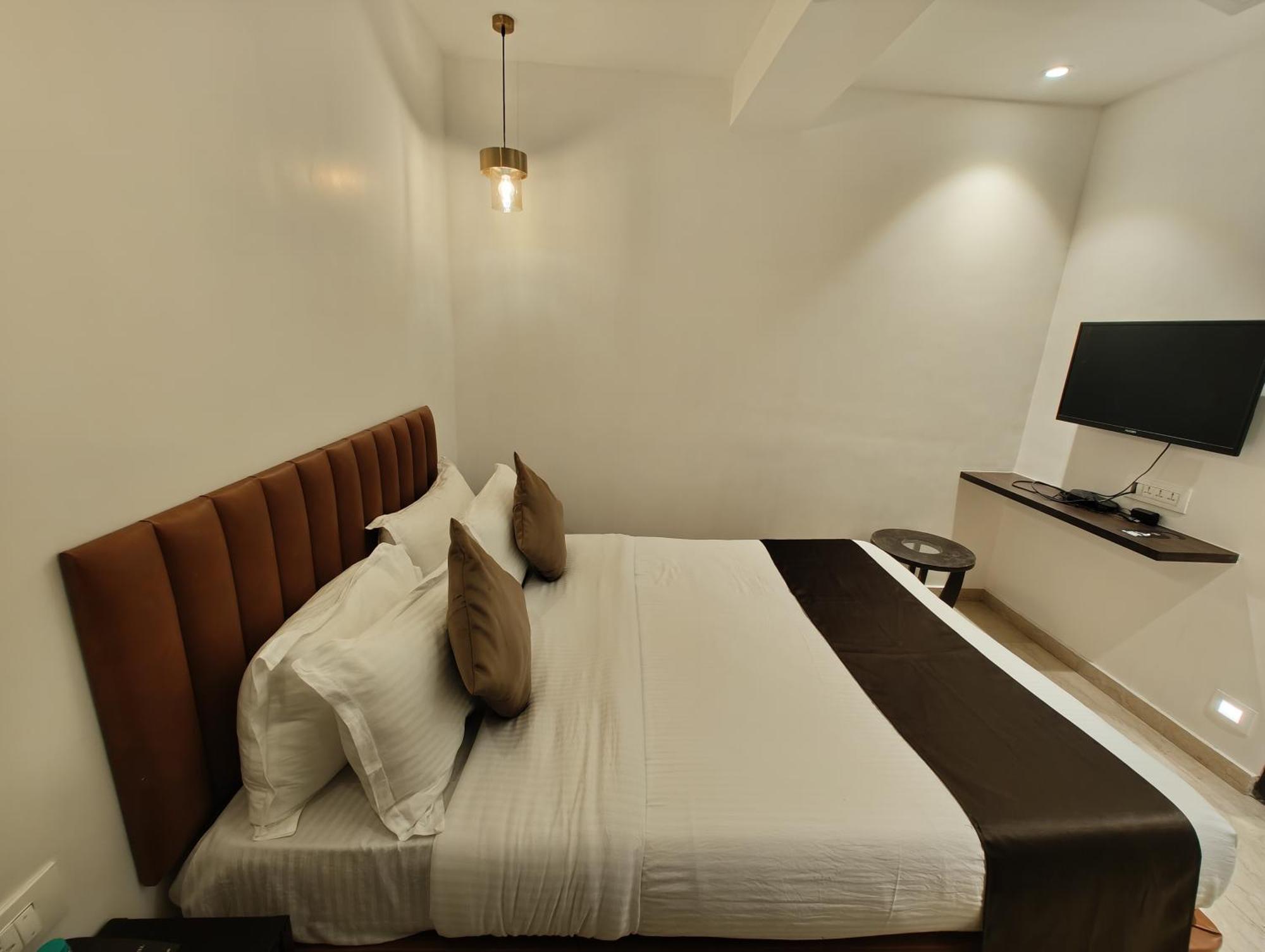 The Majlis Hotel - Colaba Mumbai Eksteriør bilde