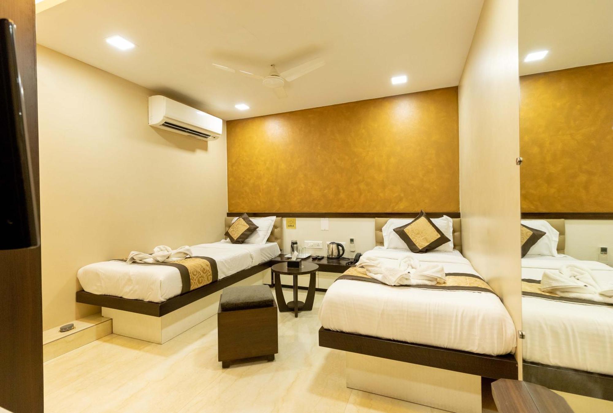 The Majlis Hotel - Colaba Mumbai Eksteriør bilde